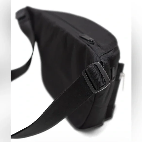 NWT! HERSCHEL CROSSBODY/HIP BAG! MOST POPULAR HERSHEL BAG! 5 ⭐️’S ON ALL SITES! - Picture 4 of 9